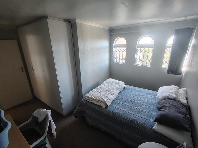 4 Bedroom Property for Sale in Wavecrest Eastern Cape